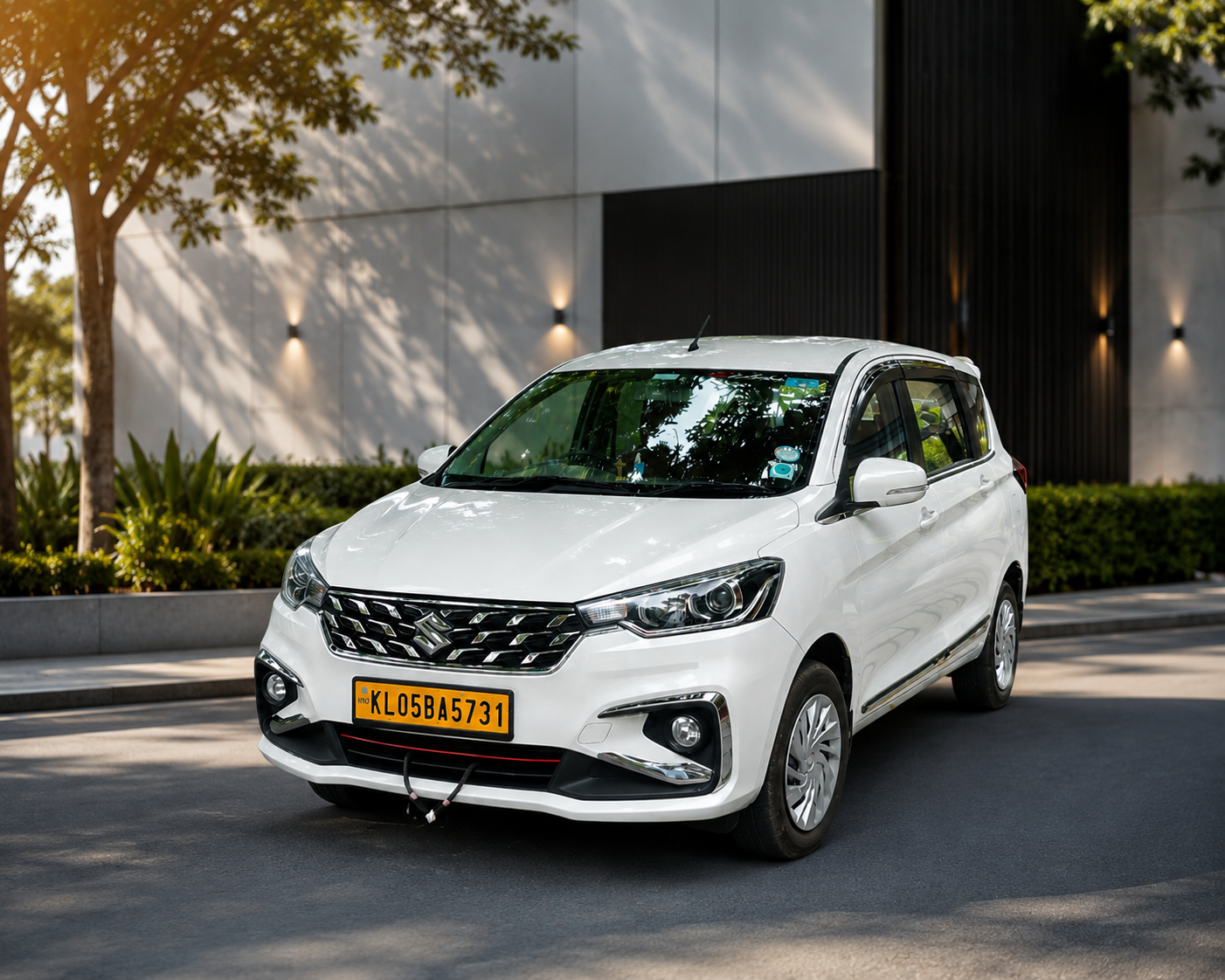 Kichus Holidays premium tour vehicle