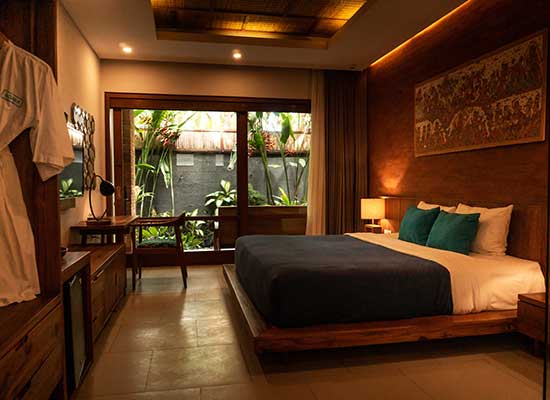 Hotel booking service